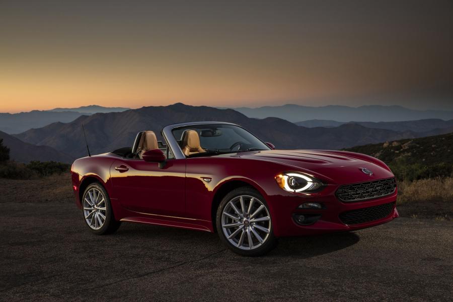  Fiat 124 Spider Lusso (348) 2016 года  (NA) (фото 21 из 43)